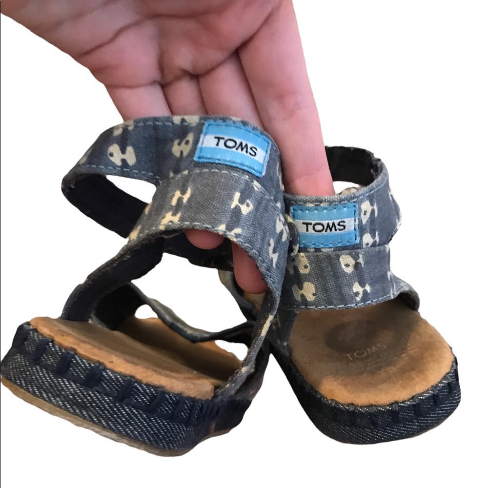 Tom’s sandals - Picture 3 of 6